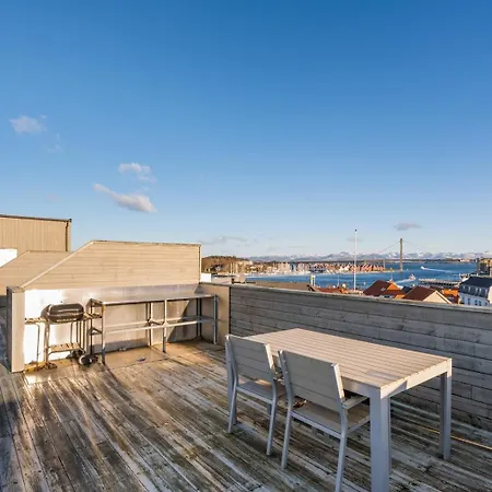 Lägenhet Penthouse, Heart Of Center, High Standard Stavanger