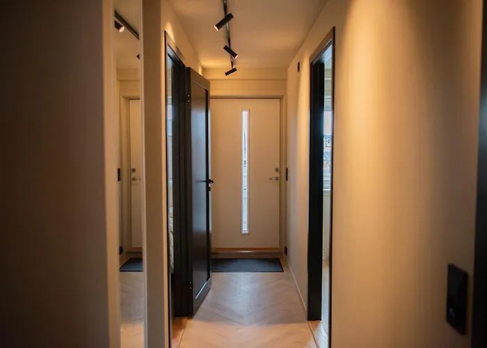 Penthouse, Heart Of Center, High Standard Lägenhet *